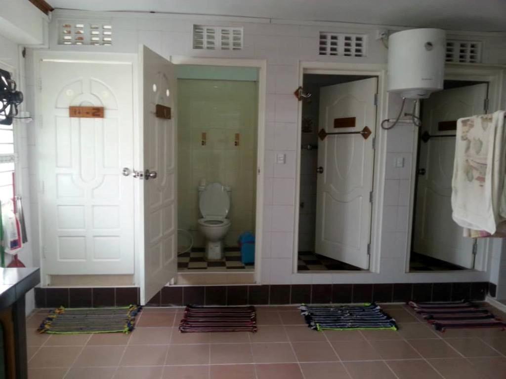 Chan Myae Guesthouse Γιανγκόν Δωμάτιο φωτογραφία