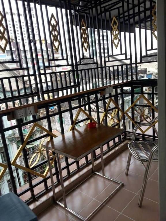 Chan Myae Guesthouse Γιανγκόν Εξωτερικό φωτογραφία
