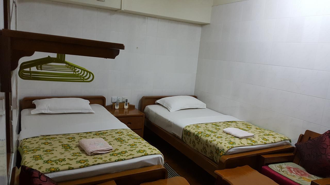 Chan Myae Guesthouse Γιανγκόν Εξωτερικό φωτογραφία